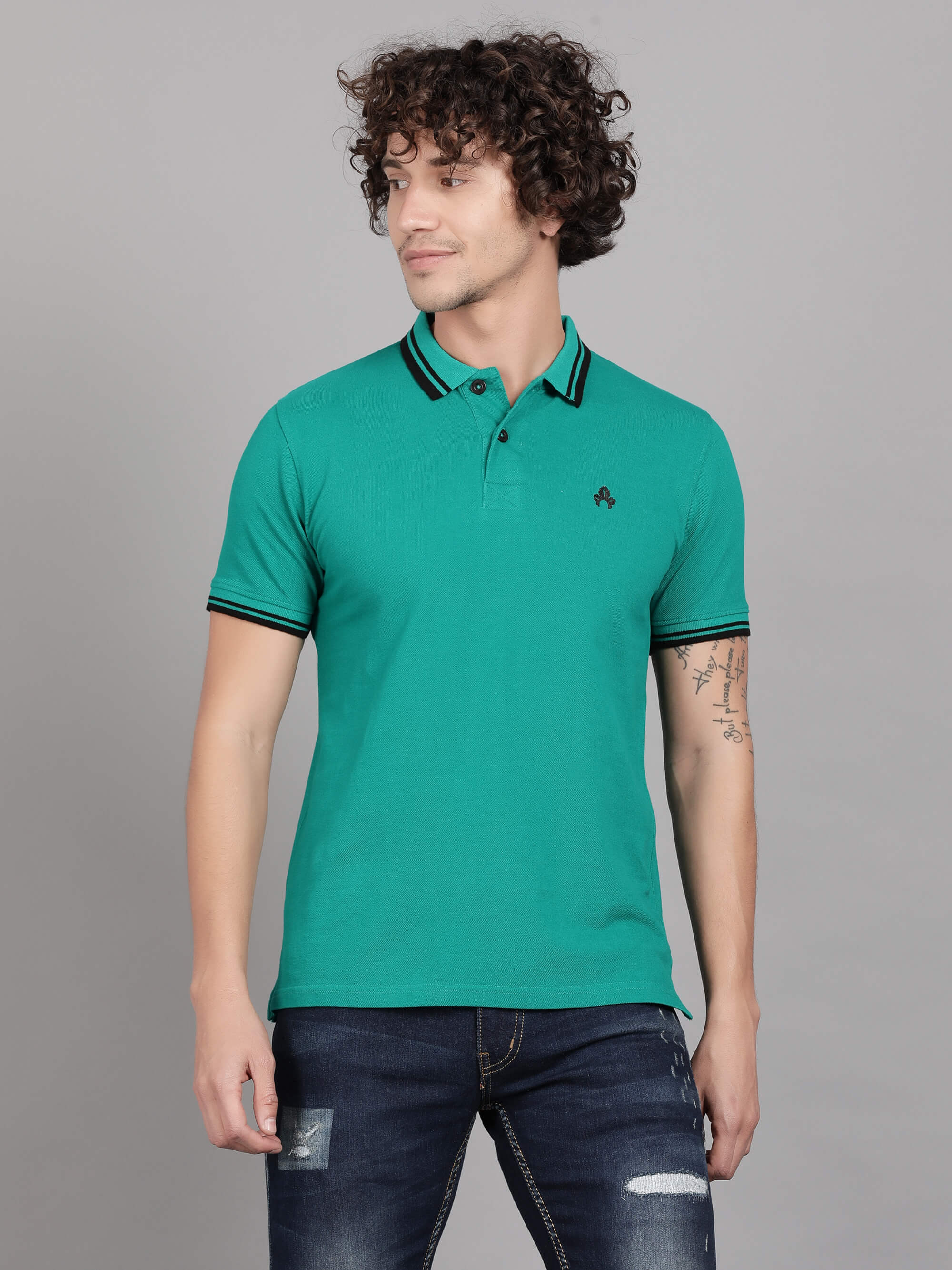 Green t shirt on sale collar